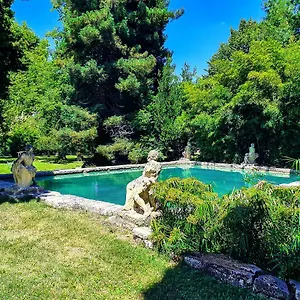 4* Hotel Chateau De Roussan