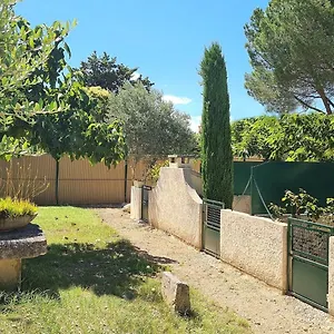 Vakantiehuis Au Mont Gaussier, Saint-Rémy-de-Provence