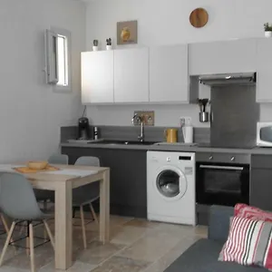Appartement St Remy De Provence Proche Centre - Parking Prive, Saint-Rémy-de-Provence
